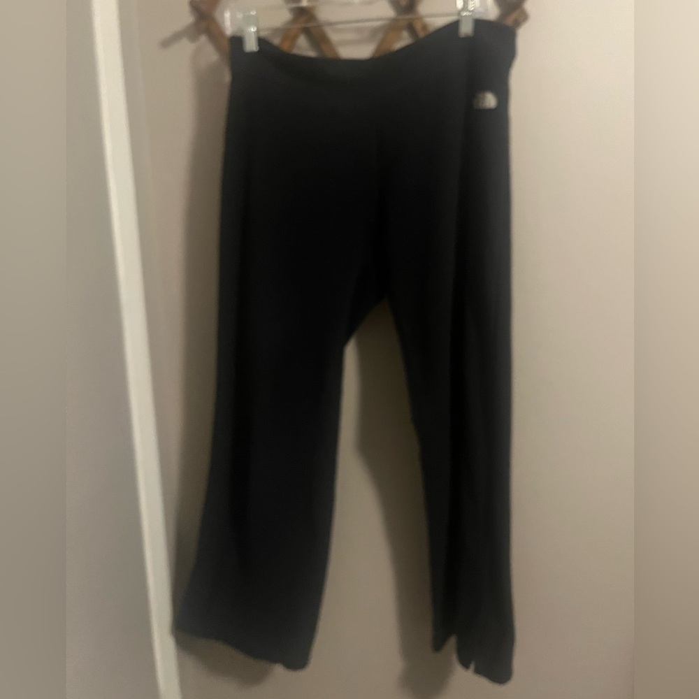 The north face TKA100 microfleece straight leg layering pants size medium